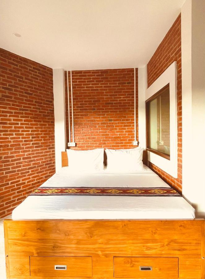Puu Pau Hotel & Coffee Shop Labuan Bajo Zewnętrze zdjęcie